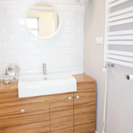 Home3city Plaza Retro 소포트