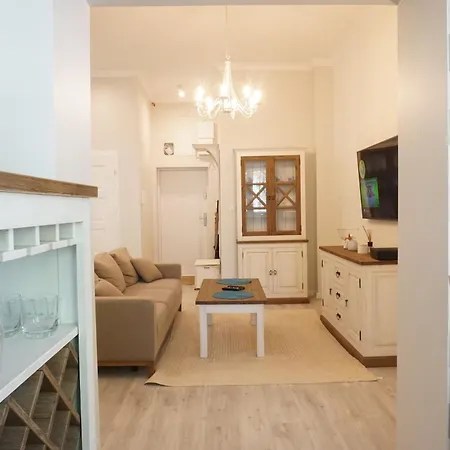 Home3city Plaza Retro Lägenhet *