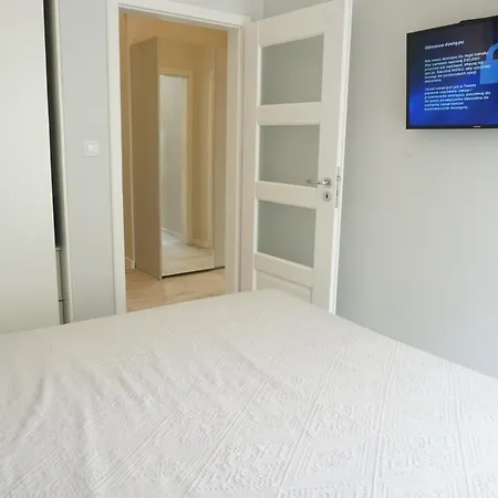 Home3city Plaza Retro Lägenhet